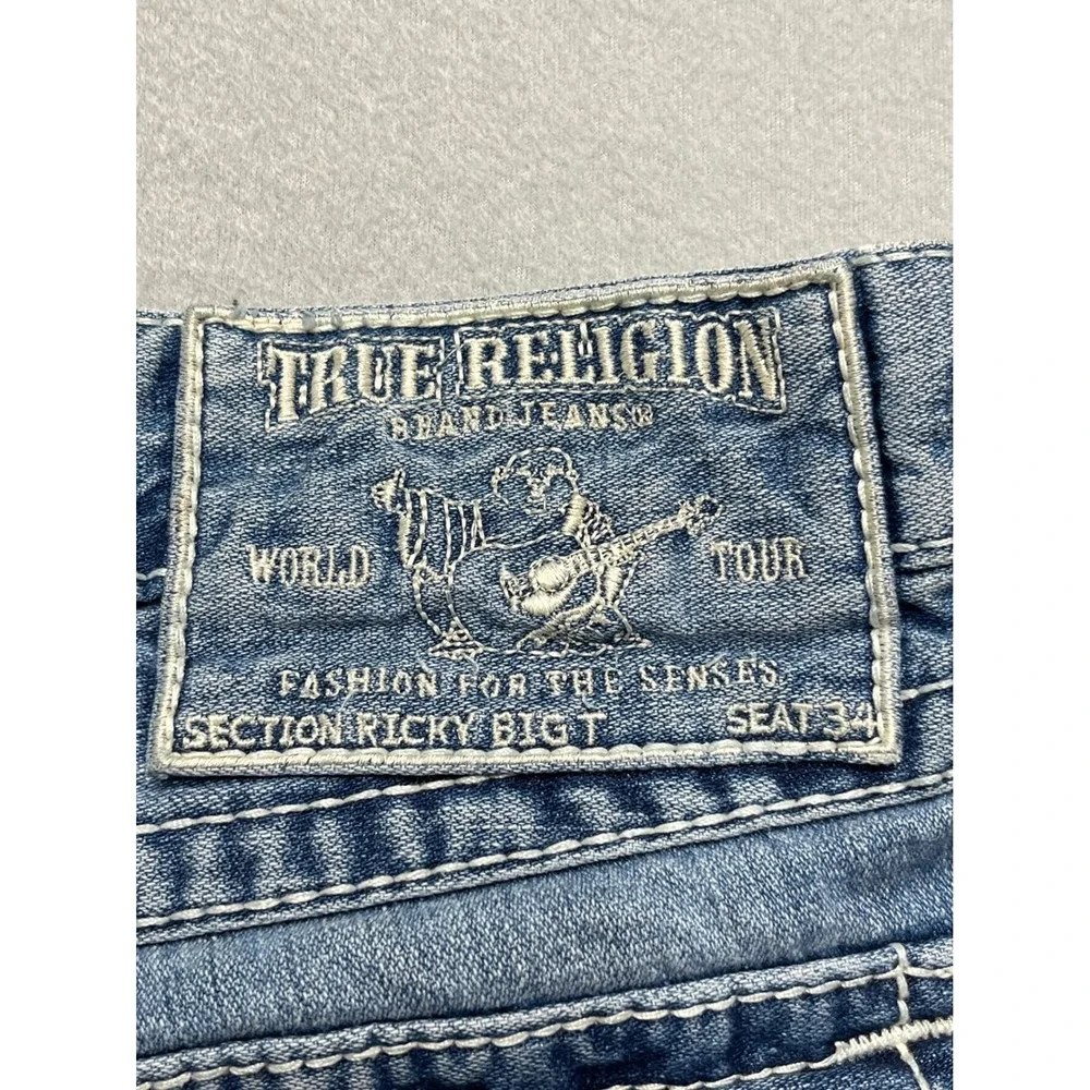 True Religion Ricky Big T‎ Straight Leg XL 38x30 Jeans Light Wash  White Stitch
